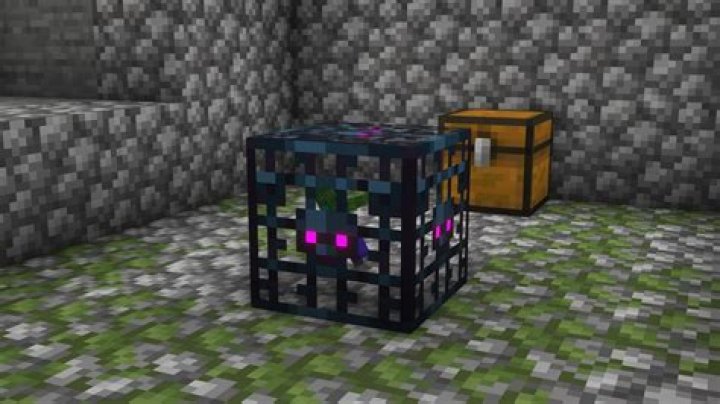How to create a monster spawner in minecraft