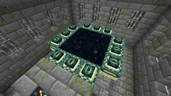 How to get to the end in minecraft